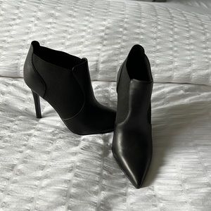 Nine West booties - brand new